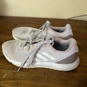 Women's Adidas Neo Sooraj Sz 8 Off White / Purple Running Athletic Shoes